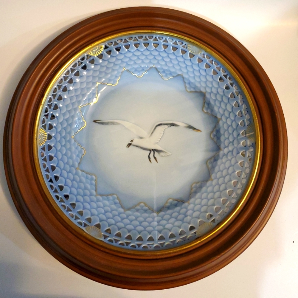 Limited Edition 1978 Bing & Grondahl Seagull Anniversary Plate with Lattice Work